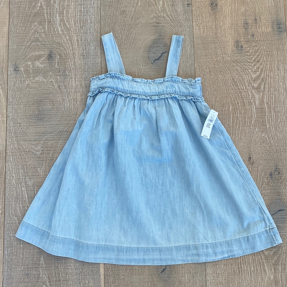 Size 3 - GAP denim dress (NWT)